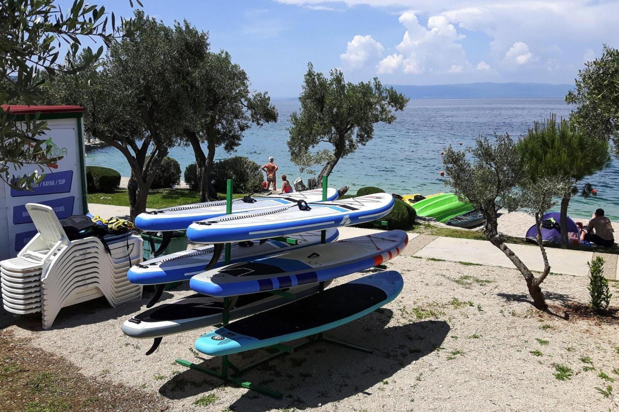 Mobile Homes In Camp Kovacine, Cres, With Long Pebble Beach ภายนอก รูปภาพ