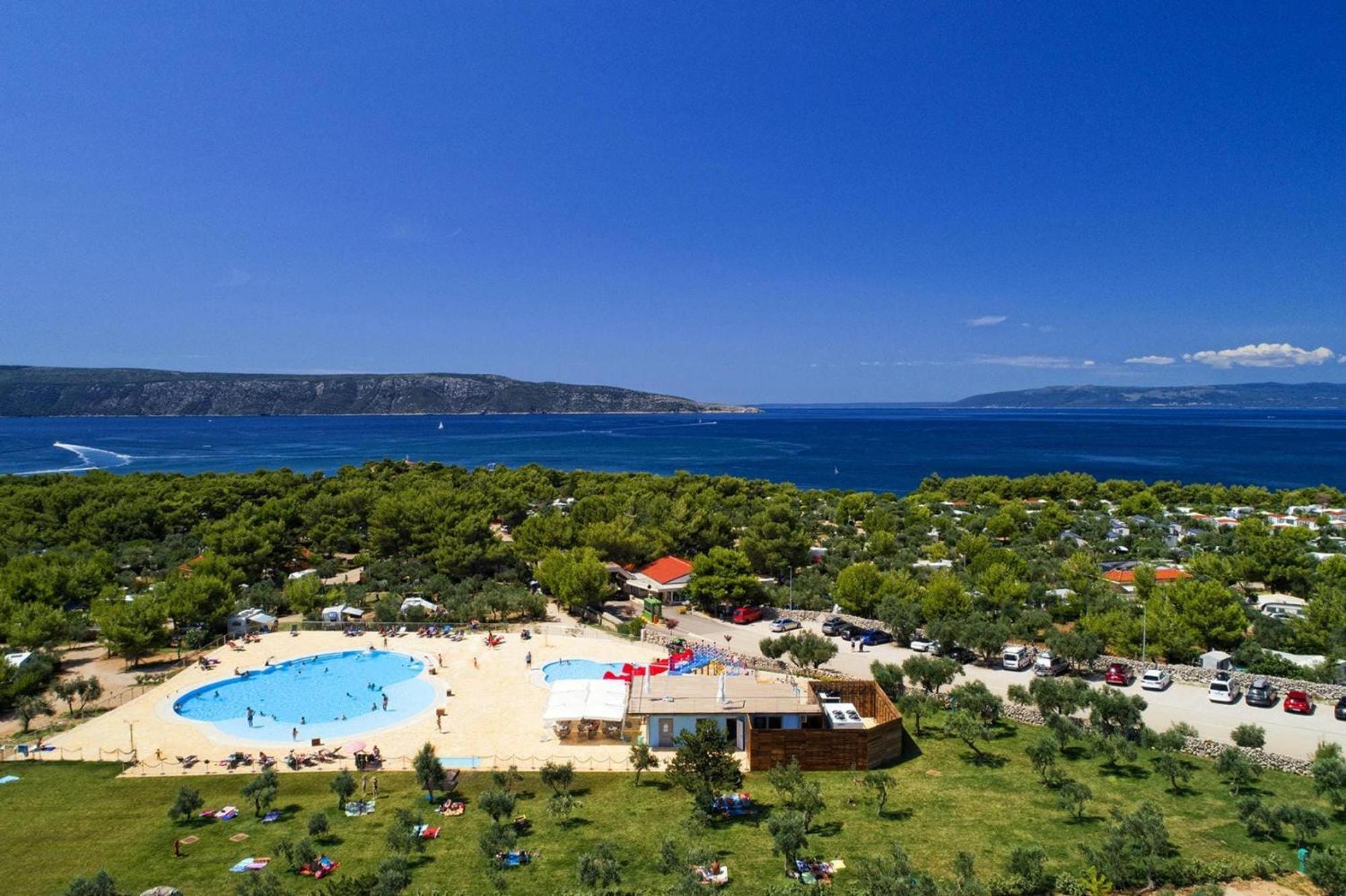 Mobile Homes In Camp Kovacine, Cres, With Long Pebble Beach ภายนอก รูปภาพ